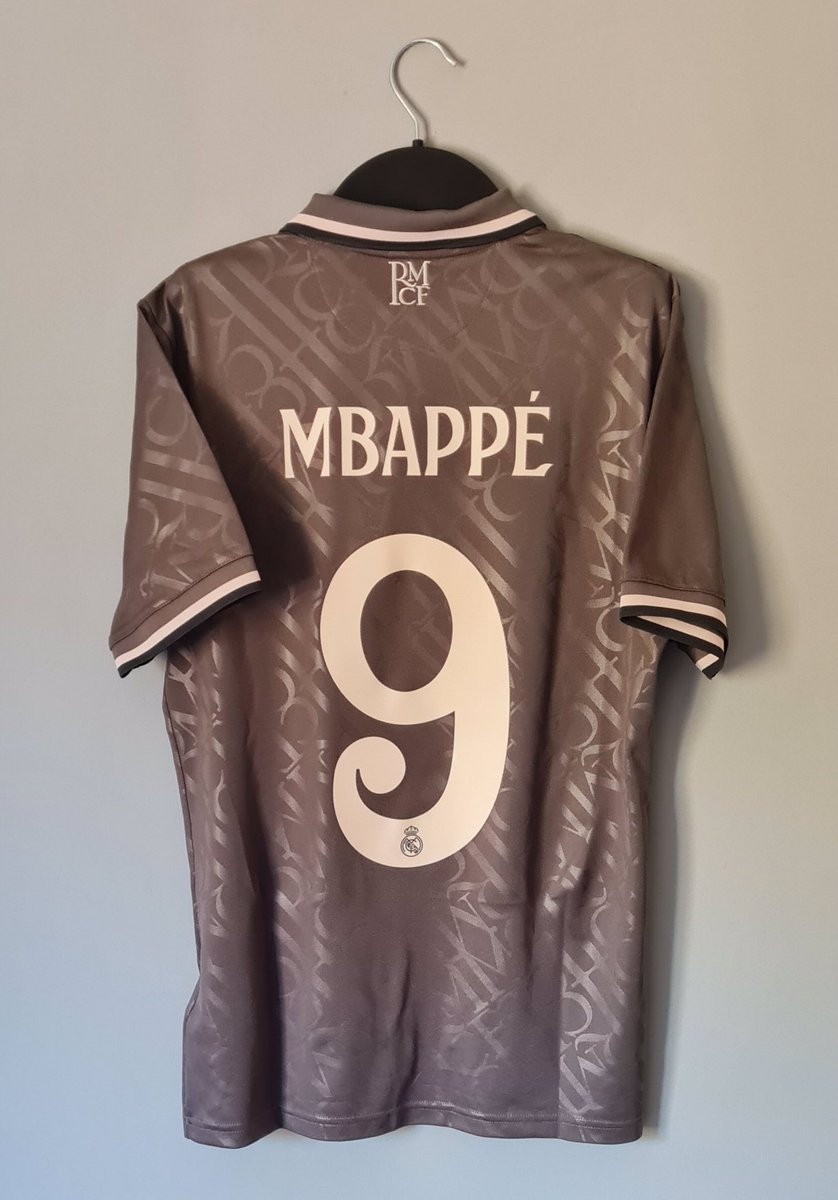 NB Football Shirts 👕 tweet media