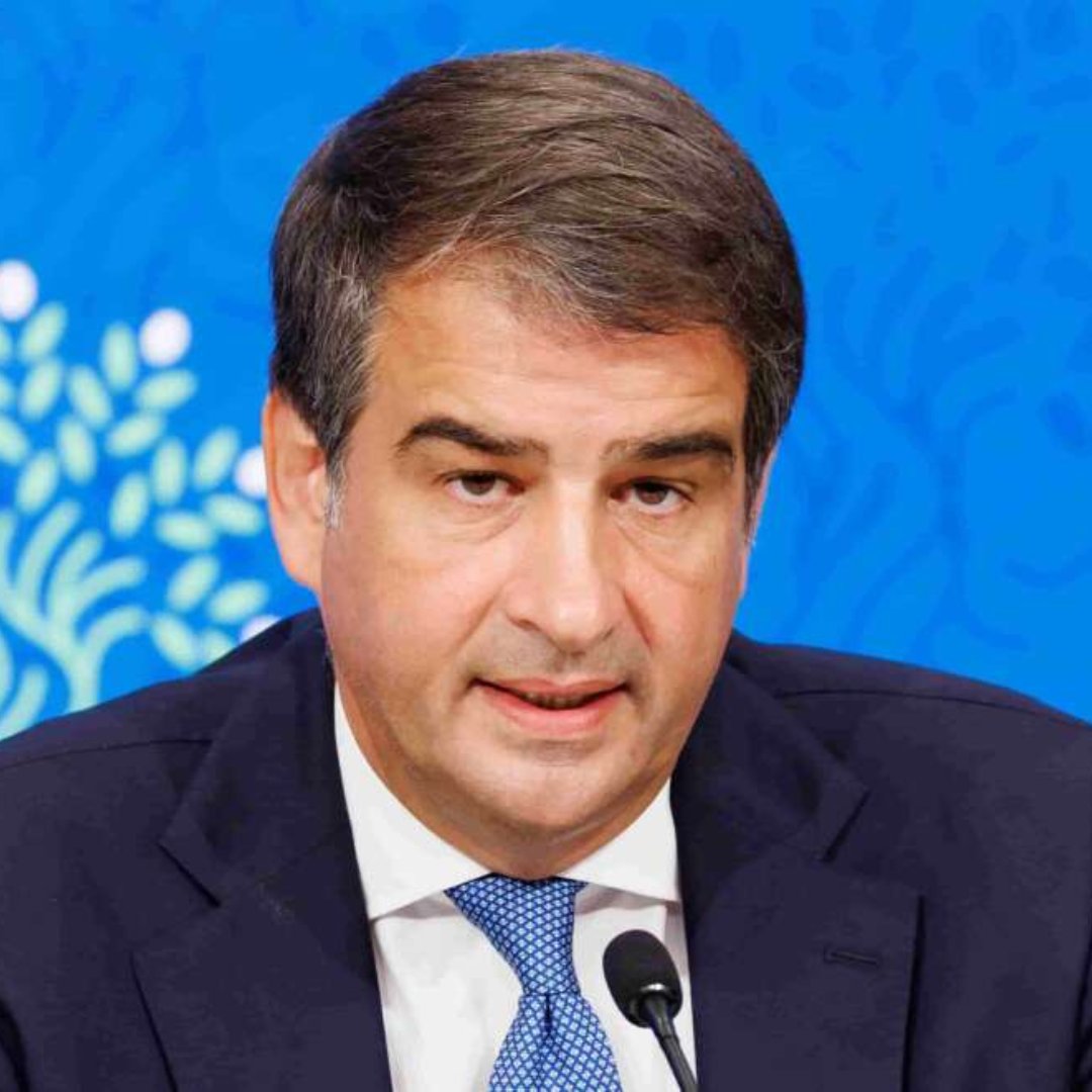 marcellacannar2's tweet photo. Congratulazioni a @RaffaeleFitto per la prestigiosa nomina a vicepresidente esecutivo della 𝐂𝐨𝐦𝐦𝐢𝐬𝐬𝐢𝐨𝐧𝐞 𝐄𝐮𝐫𝐨𝐩𝐞𝐚 🇪🇺.

Una nomina di grande rilevanza per l'#Italia. Questa designazione ha anche un valore speciale per il #Sud.

Buon lavoro!

#UE #UnioneEuropea https://t.co/QIFP6JcagE