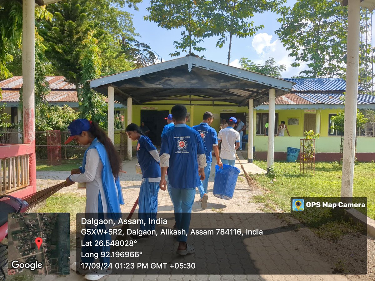 PduamNss's tweet photo. Participated in the "Swachhata Hi Seva 2024" campaign on 17/09/2024 @DrRanjanguKrKaka1 @nss_rdguwahati @ https://t.co/tyO5LkMepd