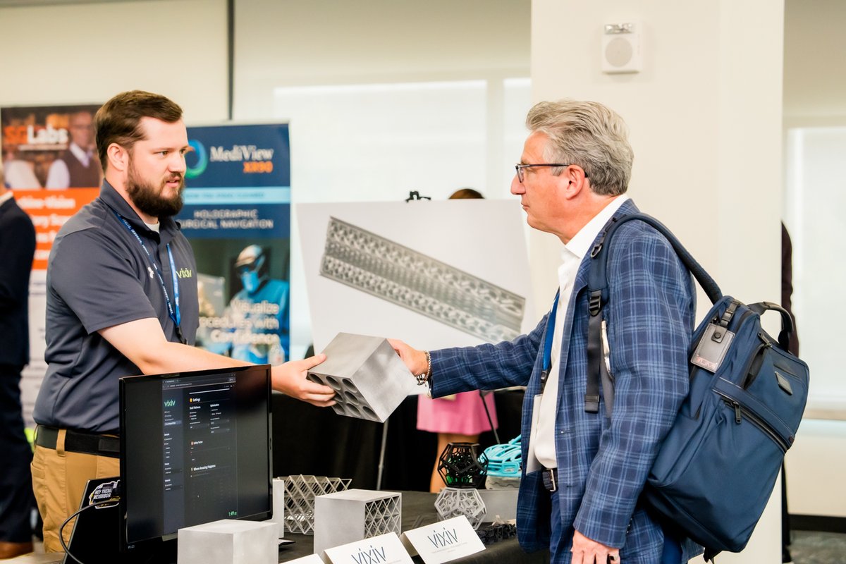 #OhioVCFest attendees dive into innovation at the Demo Hall, where visionary Ohio companies showcase cutting edge #tech, including #AI and #VR. Thank you to all 50 companies for unveiling their prototypes! 🚀
