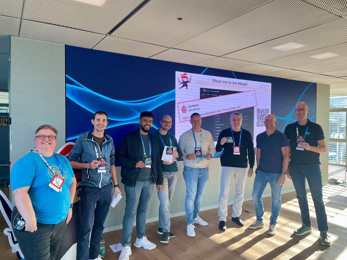 And here are the winners of the special <a href="/wpninjasummit/">WorkPlaceNinjaSummit</a> award we gave away during the session <a href="/virtuEs_IT/">Esther Barthel</a> and I presented on (msix) app attach for #AVD! 🔥 Thanks so much for attending our Bingo show AND breakout session! 
#mvpbuzz #community #msix #WPNinjaS