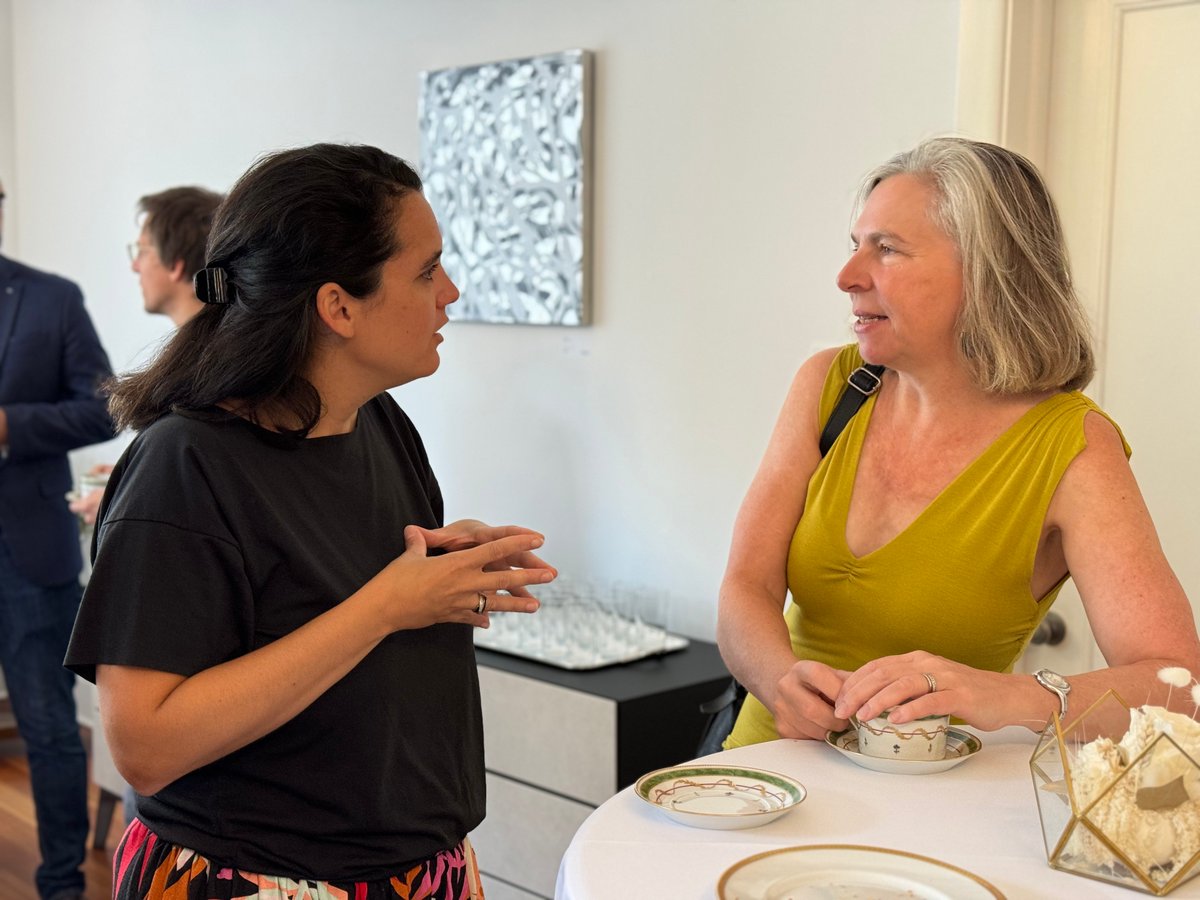 FranceaMontreal's tweet image. Dans le cadre de la Quantum Week, la Consule générale de France à Montréal @MarieLapierreFR recevait ce matin à la Résidence de France les acteurs français et québécois du quantique à Montréal. 

#QuantumWeek
