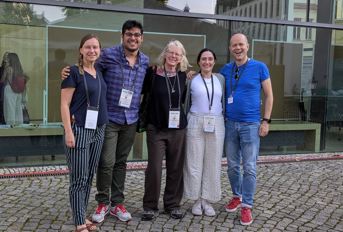 mary williams (@plantteaching) on Twitter photo I made it to the German Botanical Society conference in Halle! What a treat to bump into friends, several of the former <a href="/PlantPhys/">Plant Physiology</a> Assistant Features Editors are here too. <a href="/PlantScienceDBG/">Deutsche Botanische Gesellschaft (DBG)</a>
#bt2024dbg
Excellent poster session, and I am looking forward to exciting talks tomorrow. I made it to the German Botanical Society conference in Halle! What a treat to bump into friends, several of the former <a href="/PlantPhys/">Plant Physiology</a> Assistant Features Editors are here too. <a href="/PlantScienceDBG/">Deutsche Botanische Gesellschaft (DBG)</a>
#bt2024dbg
Excellent poster session, and I am looking forward to exciting talks tomorrow.
