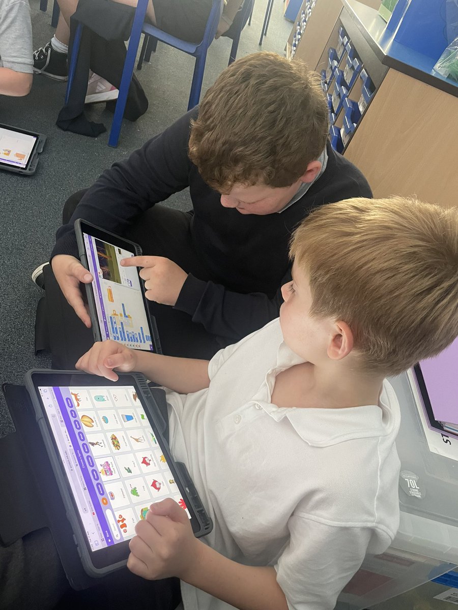 missrobLVPS's tweet image. This morning we participated in an online coding lesson with  @CodeClub to code a ghost catching game! Afterwards we played with the code to change the timings and make it more difficult! #LVPSSTEM #STEMLarbert #codeclubscotland