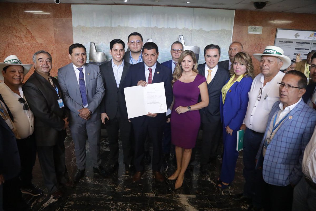 Jaminton Intriago tweet media