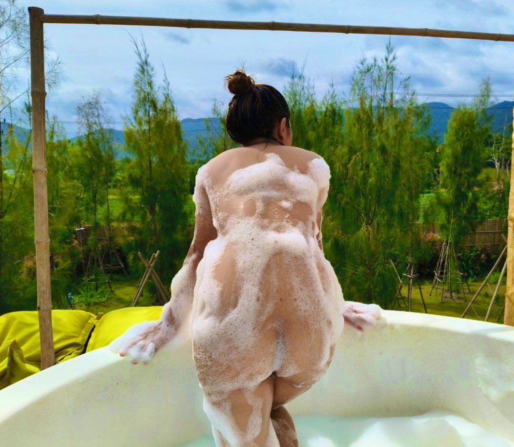 dadbie524's tweet photo. ทำงานประจำ ไม่ค่อยมีเวลาเล่น ได้แค่โพสรูปเก่าๆ
#bathing #ถ่ายแบบ #ถ่ายนู๊ด #fwb #horny https://t.co/hAbaDkkKnK