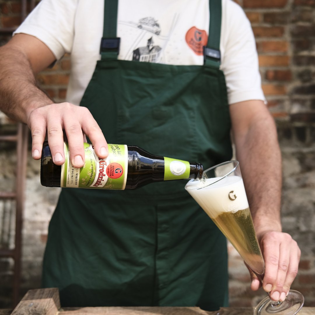 Thanks to our friends at Browar Grodzisk in Poland, White Labs is excited to be part of reviving the iconic Grodziskie style, a 100% smoked wheat ale in the sessionable 2.5-3.3% ABV range. Introducing, WLP548 Original Grodziskie Yeast Blend! 🇵🇱
