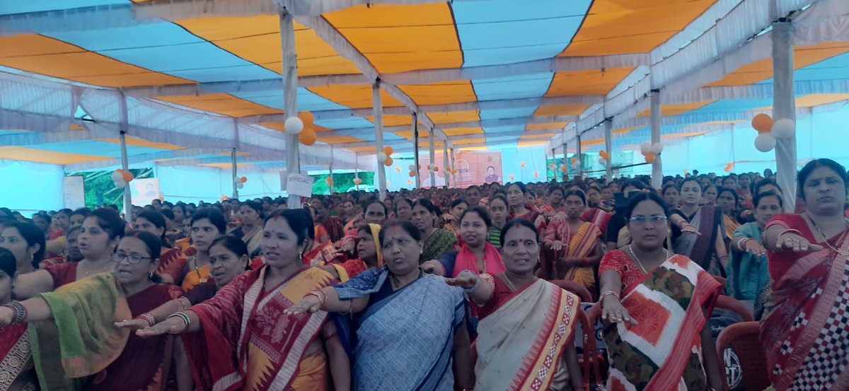 SBMGBOUDH's tweet image. Collector #Boudh launches #SwachhataHiSeva2024 Pledge, Plant, Participate #Sapath #SHS2024 #SwachhBharat #SwabhavSwachhata #SanskarSwacchata @swachhbharat @PRDeptOdisha @sbmodisha @dmboudh