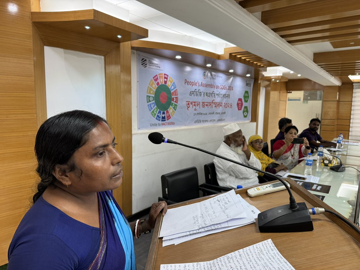 abdulawalbd's tweet image. Women rights workers, people’s organisations and citizens groups participated in the grassroots #PeoplesAssembly held in Noakhali adapted declaration to implement #UniversalSocialProtection to address growing inequality and climate vulnerability. 
#Act4SDGs
#GCAP