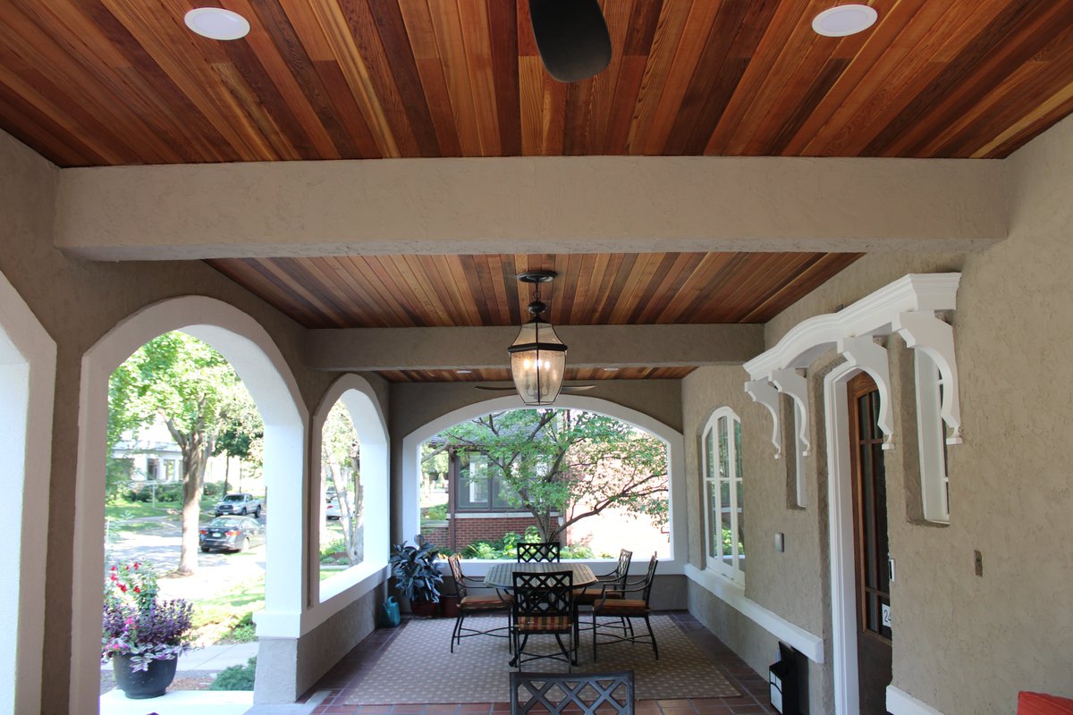 Donnelly_Ext's tweet photo. This clients front porch was deteriorating quickly and having major structural support issues. We had to rebuild from the ground up to reestablish a stable &amp; safe foundation for this family🏠.
Once we had a stable base, we let our craftsmanship takeover. #stucco https://t.co/Oj2ZRgCCwi