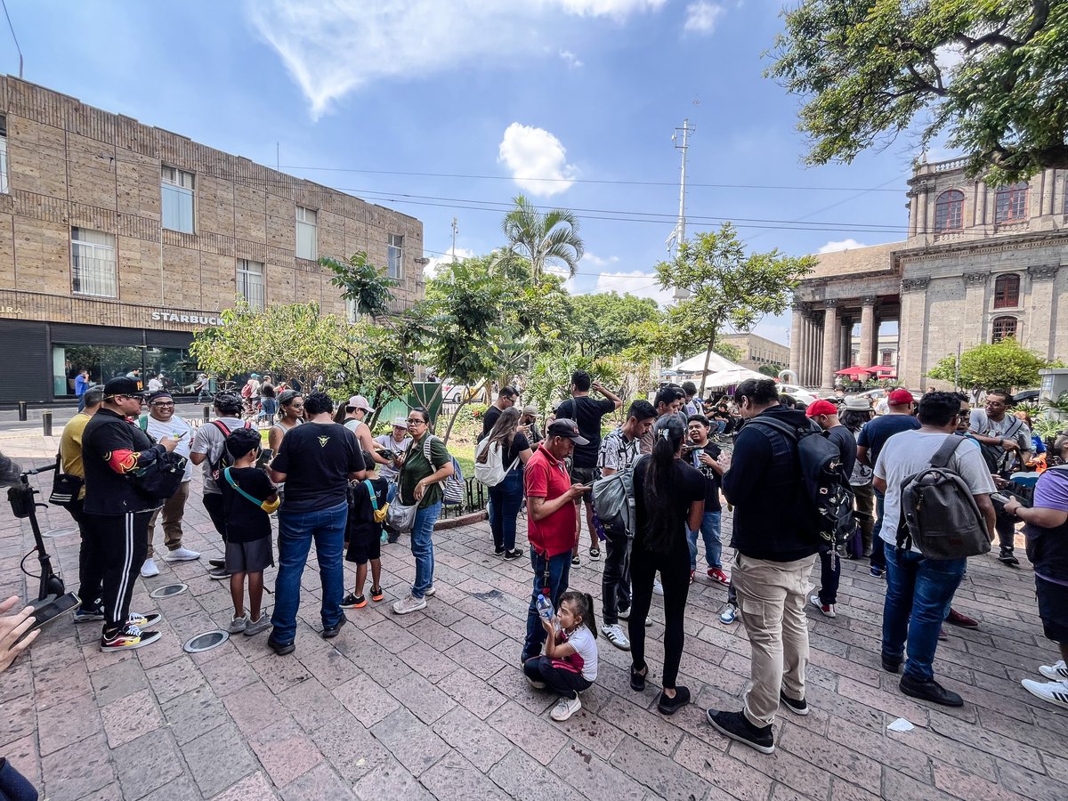 PokemonGo_GDL's tweet photo. Día de la Comunidad Ponyta y Ponyta de Galar con Sorpresa Hawlucha en Guadalajara, México ¡Gracias por Asistir y Donar Libros! 💥🇲🇽🎁🎉 #PokémonGO
Galería Completa ➡️ https://t.co/2B4lPEw2XY
#PokemonGOCommunityDay #GDL #MaxOut #FotoGO #Pokémon https://t.co/HlRPSsmiH0