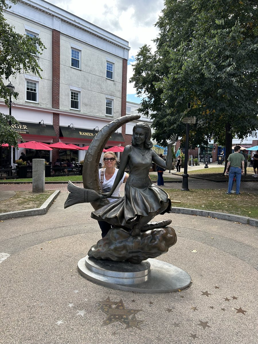 nightrunner tweet media