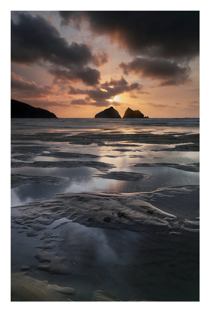 Had a few days in the West Country last week, even managed to take a few photos in between the rain!

Low tide at sunset, Holywell Bay,

#Kernow