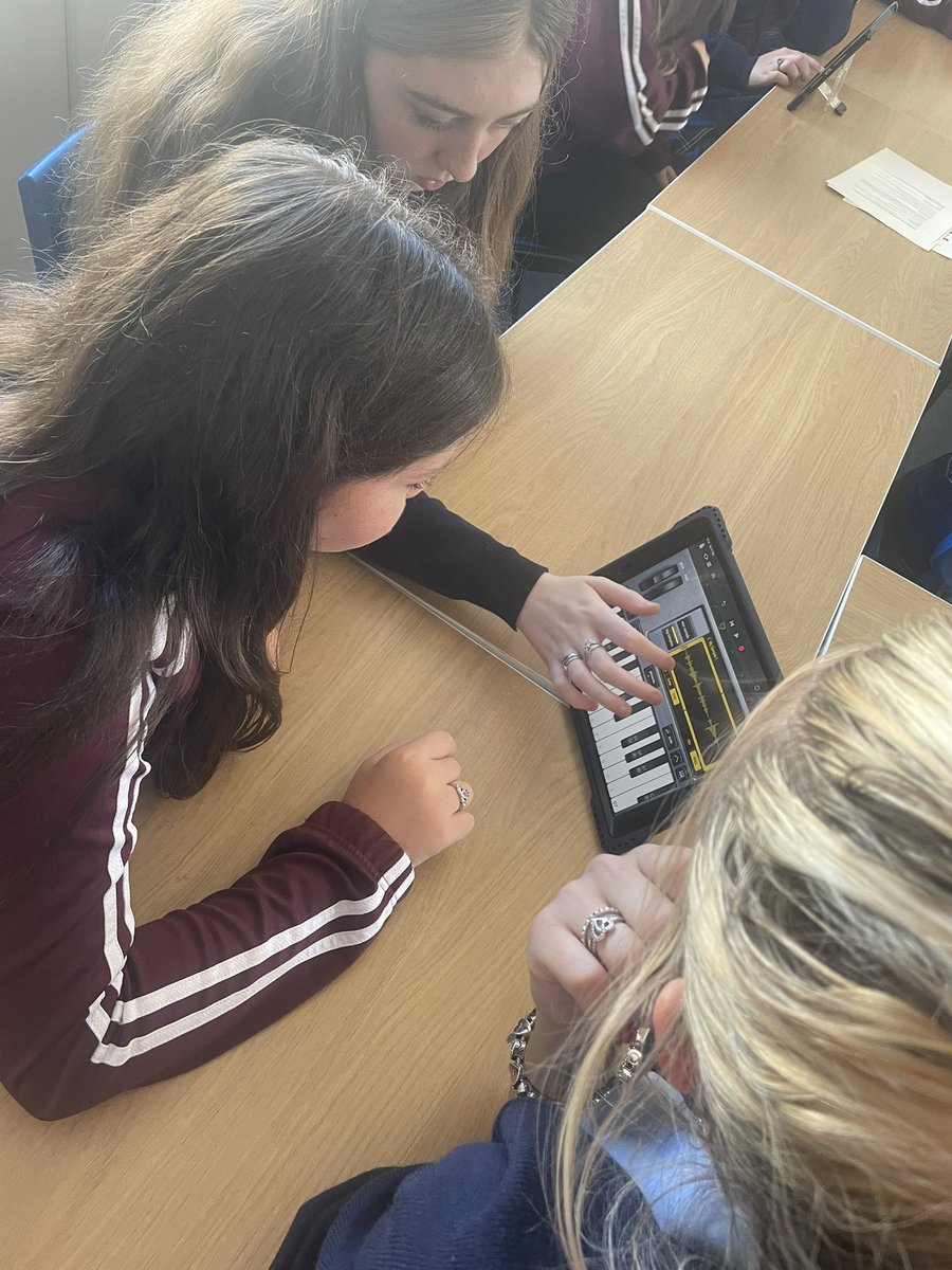 Kimpossible tweet media