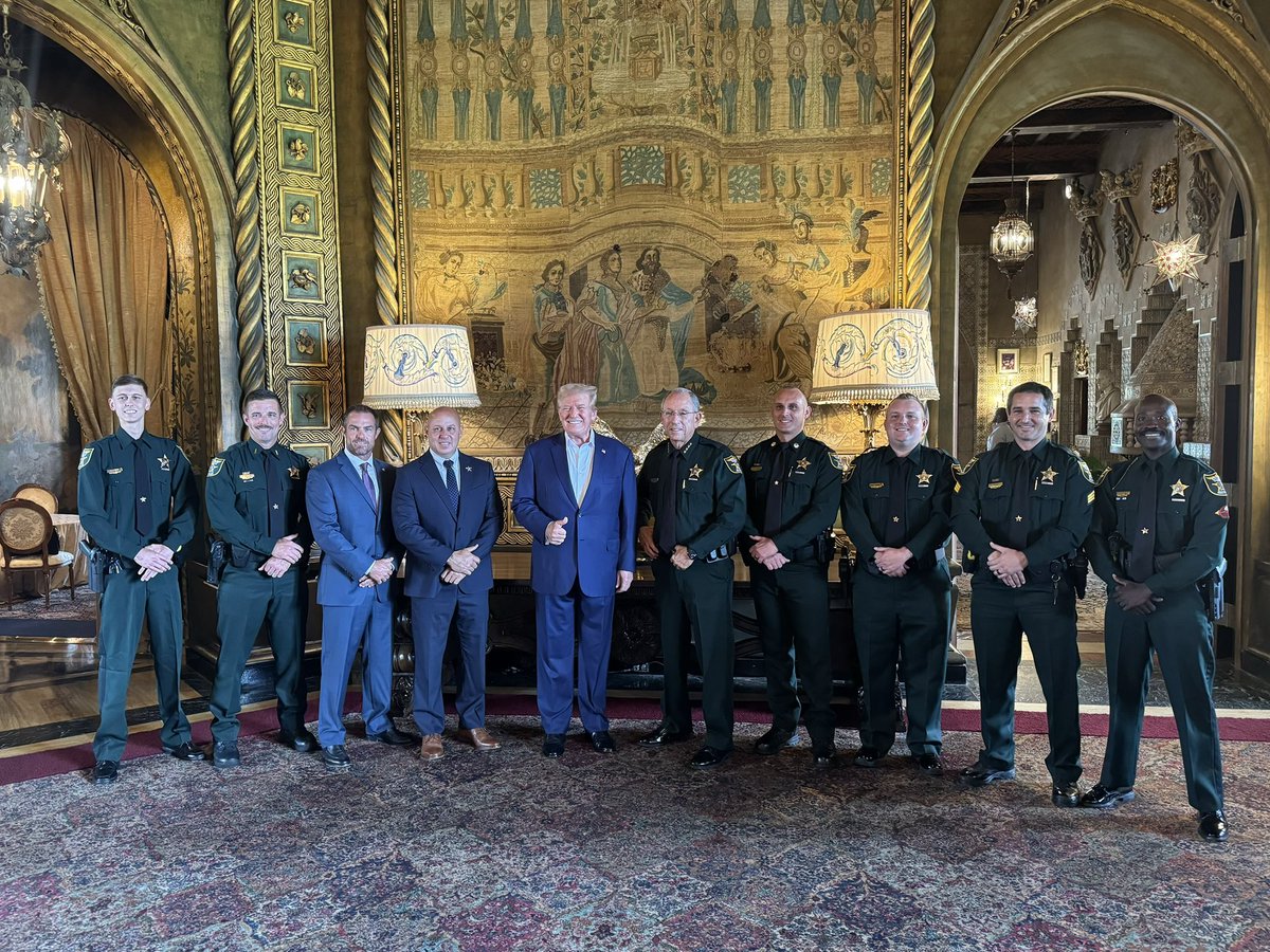 The Martin county deputies involved in the take down of attempted assassin Ryan Routh signed the handcuffs and gifted them to Former President Donald Trump. 
He spent the day thanking them at Mar-a-lago.
<a href="/WPTV/">WPTV</a>