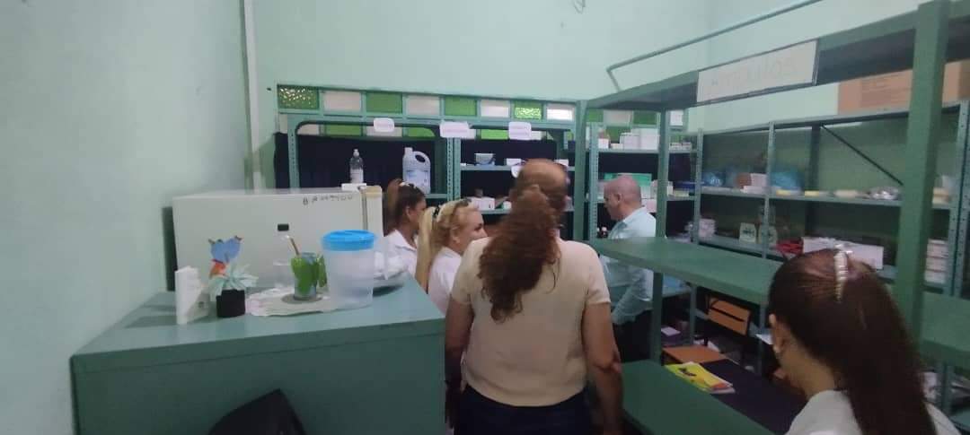 Intercambiamos  con colaboradores del CDI José Gregorio Hernández del estado Barinas como parte del recorrido de la dirección de la Misión Médica Cubana en Venezuela por este estado. #CubaCoopera #CubaPorLaSalud