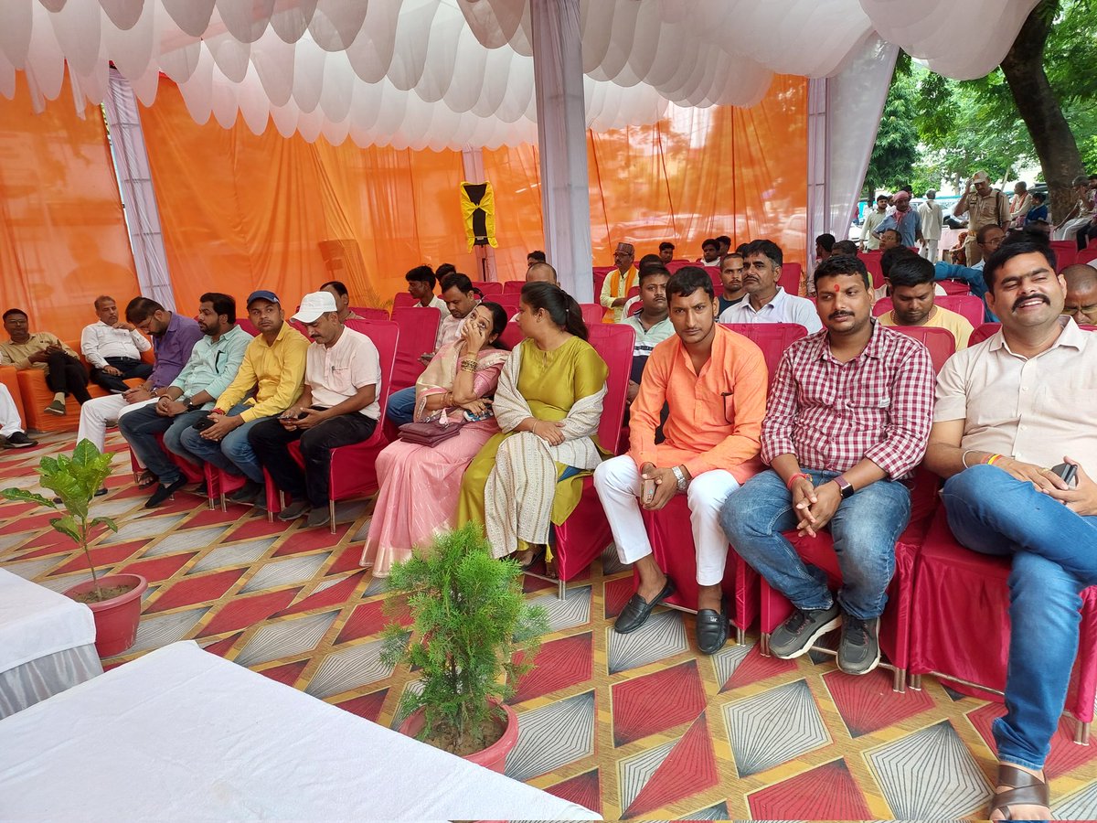 W71Kt6's tweet photo. #सेवा_पखवाड़ा 
आज भारत के प्रधान सेवक कर्त्तव्यनिष्ठ यशस्वी प्रधानमंत्री आदरणीय श्री मोदी जी के जन्मदिन की शुभ अवसर पर सेवा पखवाड़ा कार्यक्रम के अंतर्गत युवा मोर्चा द्वारा आयोजित रक्तदान शिविर में रहना हुआ 
@narendramodi @bjpharshvardhan @BJYM4UP @idharampalsingh @PranshuDutt https://t.co/oZ4A2xNVkn