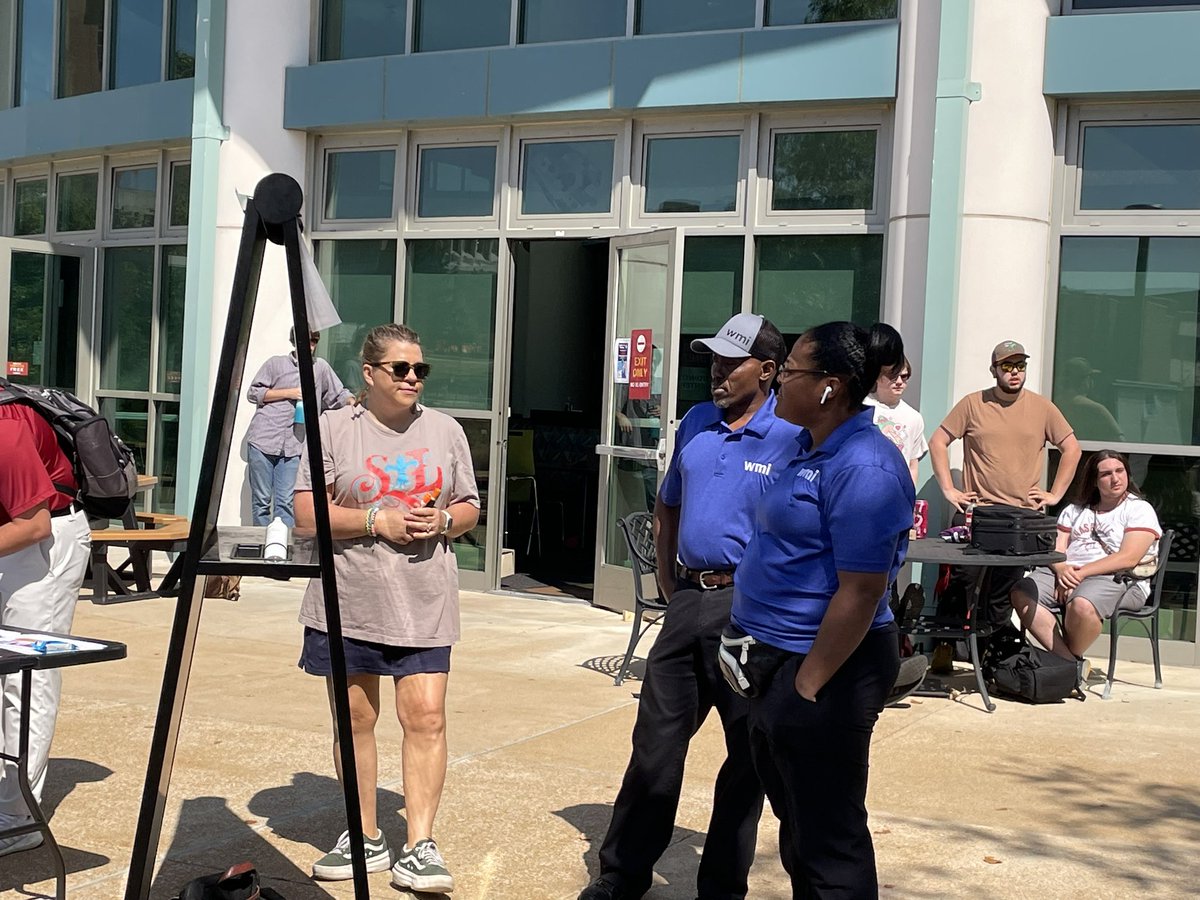 Assembled in community” at <a href="/umsl/">University of Missouri–St. Louis</a>  on this #NationalVoterRegistrationDay and US Constitution Day. Beautiful day, amazing music, by UMSL music department, voter registration, and other activities. #UMSLVotes