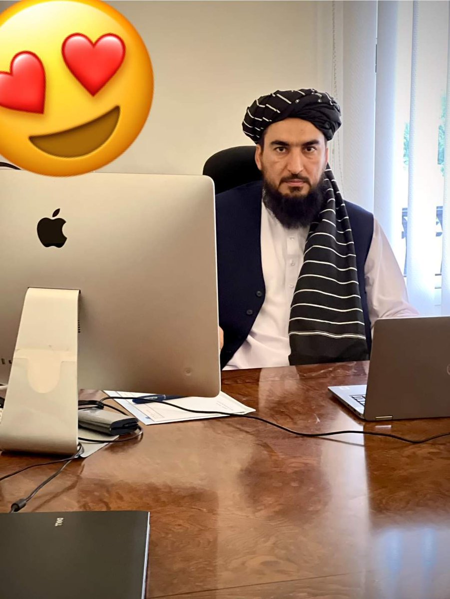 Sayedamin95's tweet photo. @HafizZiaAhmad د عمان دپاره دی افغانستان ټاکل شوي سفیر https://t.co/177YwGAz2n