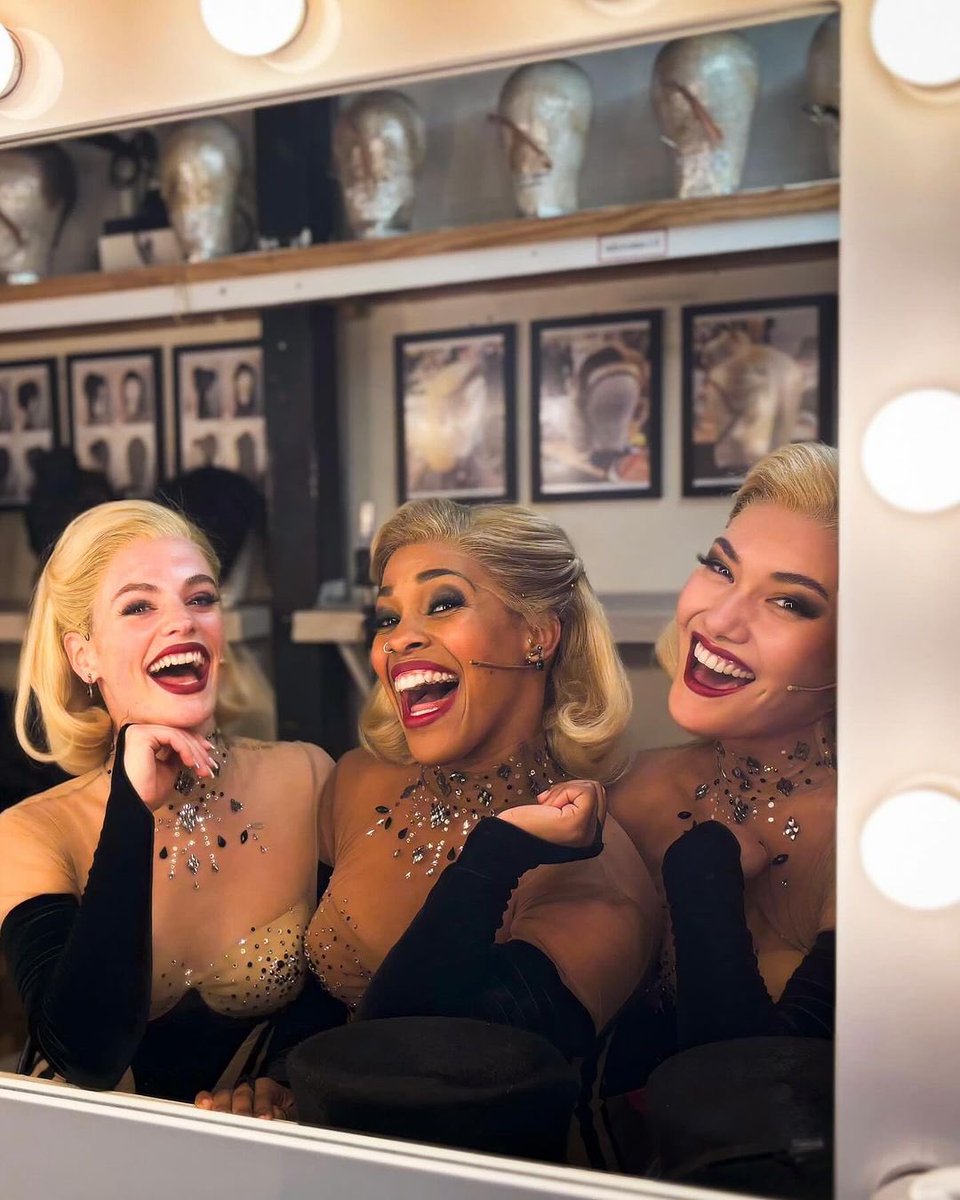 Moulin Rouge The Musical UK tweet media