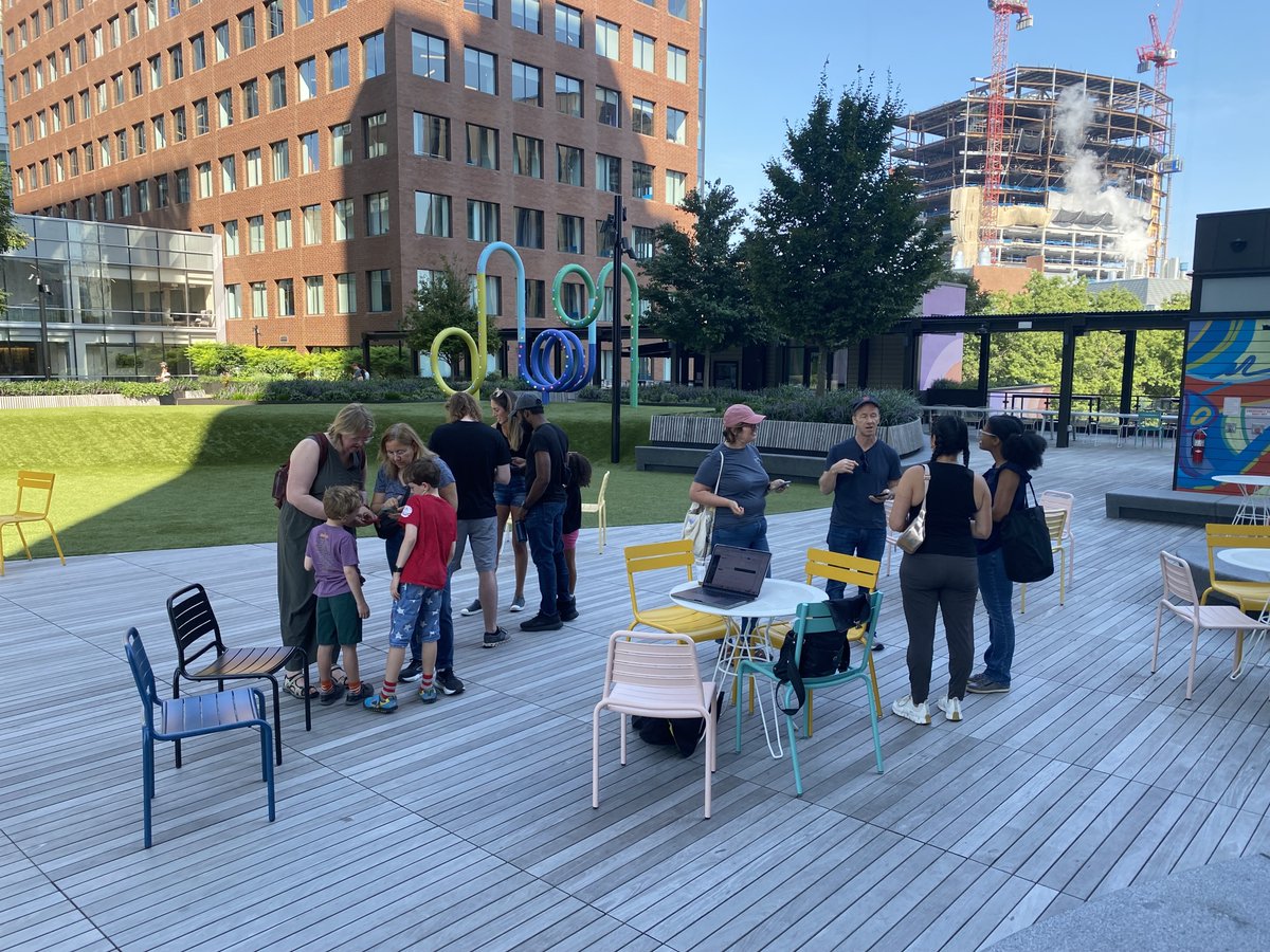 BostonInnoTrail's tweet image. Thanks to everyone who helped us run a beta test of our new scavenger hunt last weekend in Cambridge.
It's now safe for you, your family, and your friends to join us on Sept 28th. It's free... and there will be *prizes*!
cambridgesciencefestival.org/FamilyScavenge… cc @CambSciFest