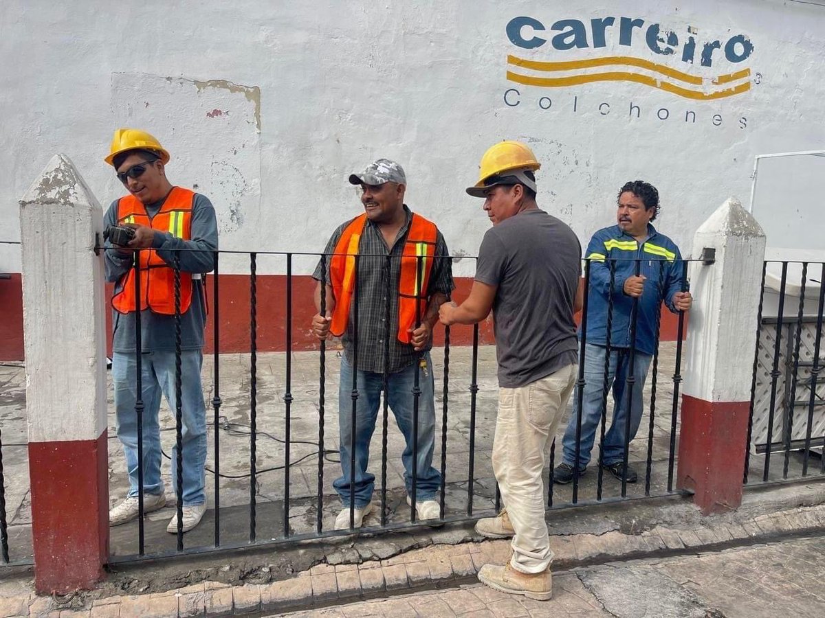 SDEyT_Morelos's tweet photo. 📄#Boletín | Crean sinergia Gobierno estatal y municipal para el mejoramiento de la imagen urbana de Tetecala: SDEyT

✅ Con una inversión de nueve millones de pesos del @FIDECOMP, se busca la adquisición del título de “Pueblo mágico” 👷🏻🏠

Descubre más👇🏼
https://t.co/JZvxaXvBuu https://t.co/LzZtl4wdRq