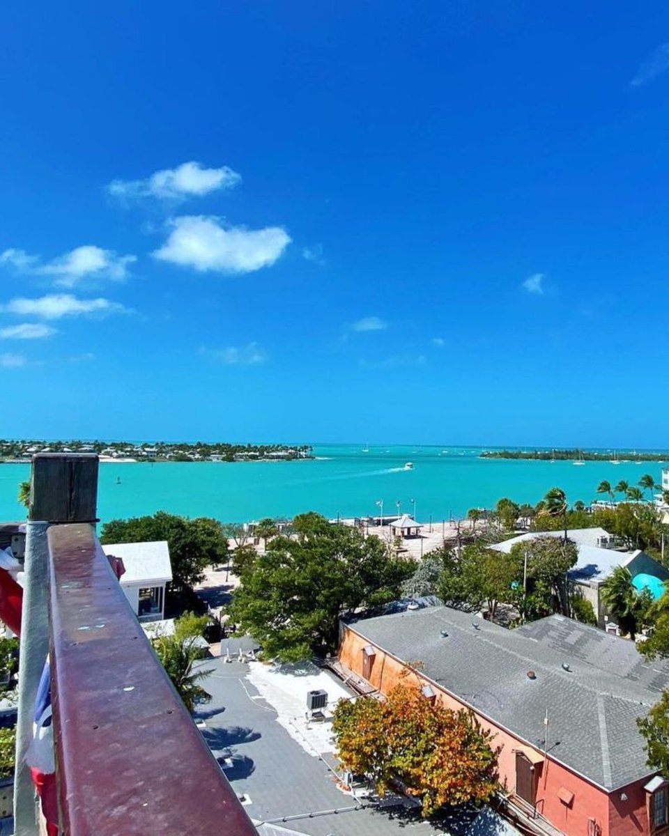 Mallory Square tweet media