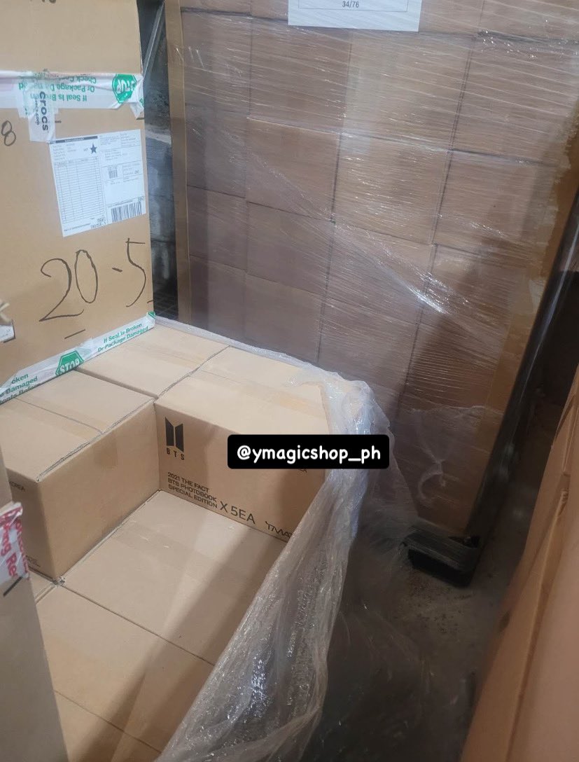 YMagicShop_PH's tweet image. [ WTS LFB BTS THE FACT 2021 ] #MagicShop_Budols

✨The Fact 2021 complete set - P2,300 (SALE!!!)

inclusions: photobook, poster, holo pc, acrylic frame, accordion

DOP: 500 dp per set, balance until October 15
ETA: end of Oct-early Nov

to order: cognitoforms.com/YourMagicShop1…