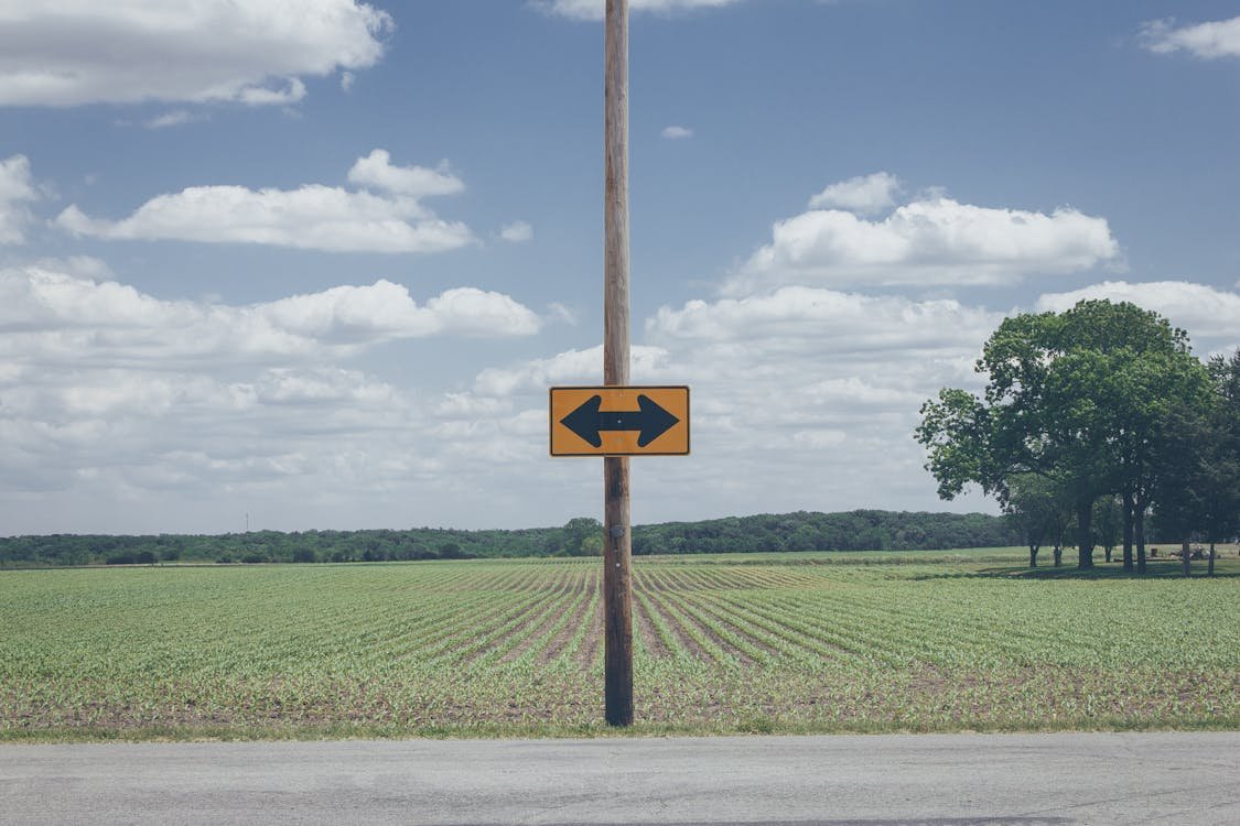 CLStallings's tweet photo. To be part of something special--bigger than yourself--you must have unity with others. And unity takes compromise. You can't have it your way, or the highway, and be on a team!
Amos 3:3 - "Can two people walk together without agreeing on the direction?" https://t.co/53qBmivzH5