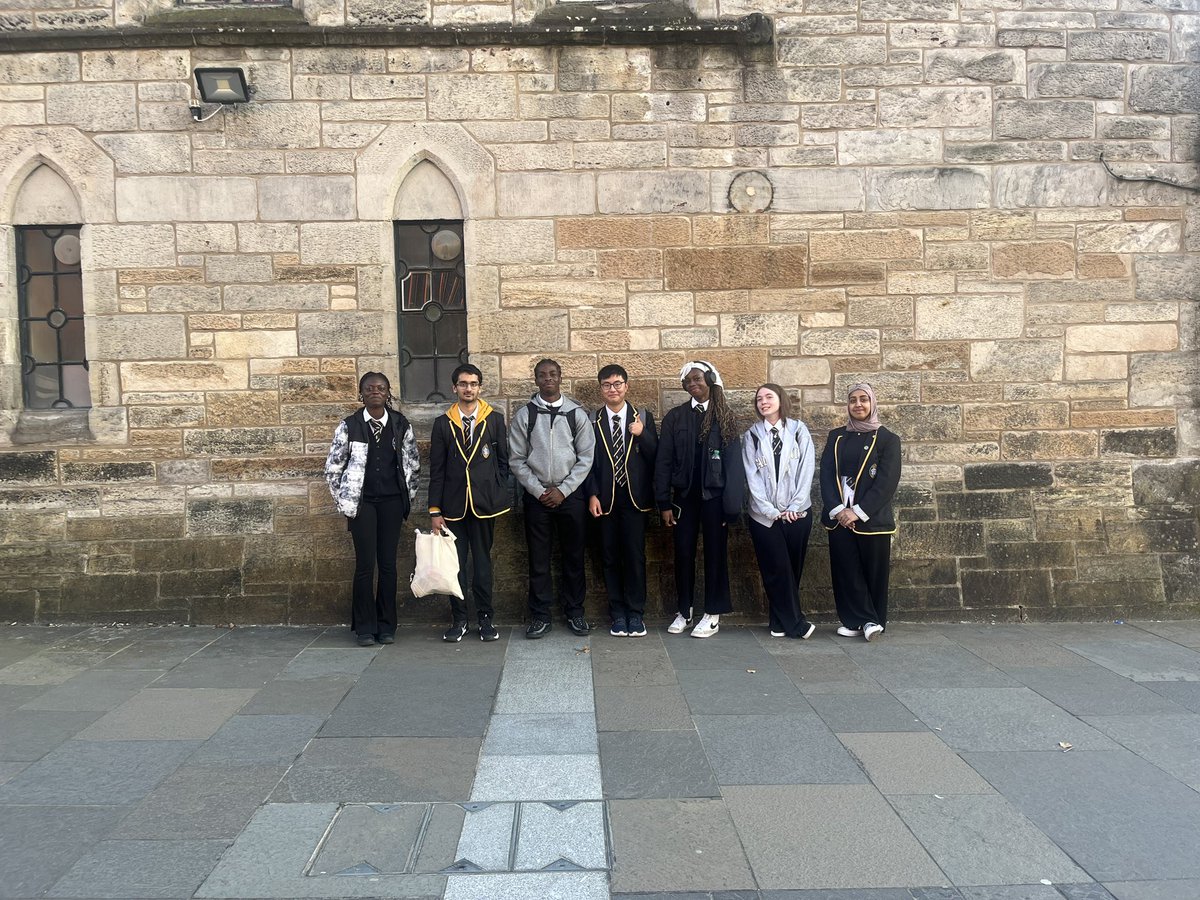 Miss Traynor (@misstray_chem) on Twitter photo That is a wrap on Adv Higher Chem Labs at Glasgow University 🥼 lots of skills to add to the roster and the beginning of some sound practical chemists 🎉. Well done folks, it’s been a wonderful experience! <a href="/StMungosAcademy/">St Mungo's Academy</a> <a href="/chemphyssma/">ChemPhysSMA</a> That is a wrap on Adv Higher Chem Labs at Glasgow University 🥼 lots of skills to add to the roster and the beginning of some sound practical chemists 🎉. Well done folks, it’s been a wonderful experience! <a href="/StMungosAcademy/">St Mungo's Academy</a> <a href="/chemphyssma/">ChemPhysSMA</a>