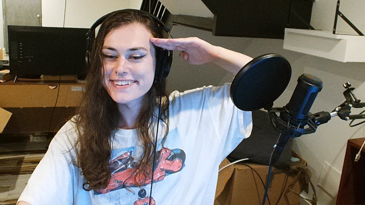 the gyarados of hot women tweet media