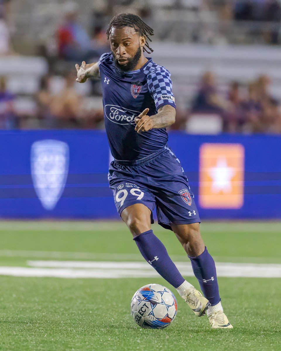 NEWS 📰 <a href="/jackblake94/">Jack Blake</a> earns a spot on this week's <a href="/USLChampionship/">USL Championship</a> Team of the Week! 

<a href="/iam_pavyrgwvii/">Romario Williams</a> and <a href="/maaliquefoster/">Maalique foster</a> each earn spots on the bench!