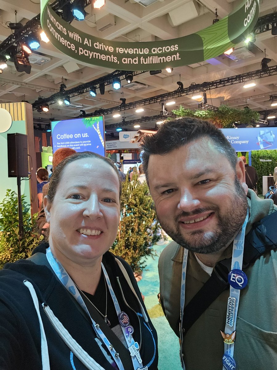 Ben and I found keynote viewing, and then for a #Tableau and #Slack demo.

#marketingchampions #DREAMFORCE2024 #salesforcemvps #salesforce