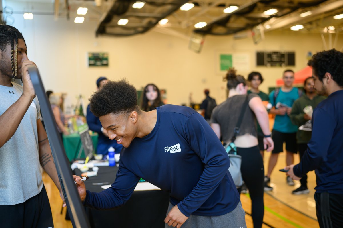 🎬  🎬  Scenes from this year's Rec Fest 💪 

#mvccfitrec
