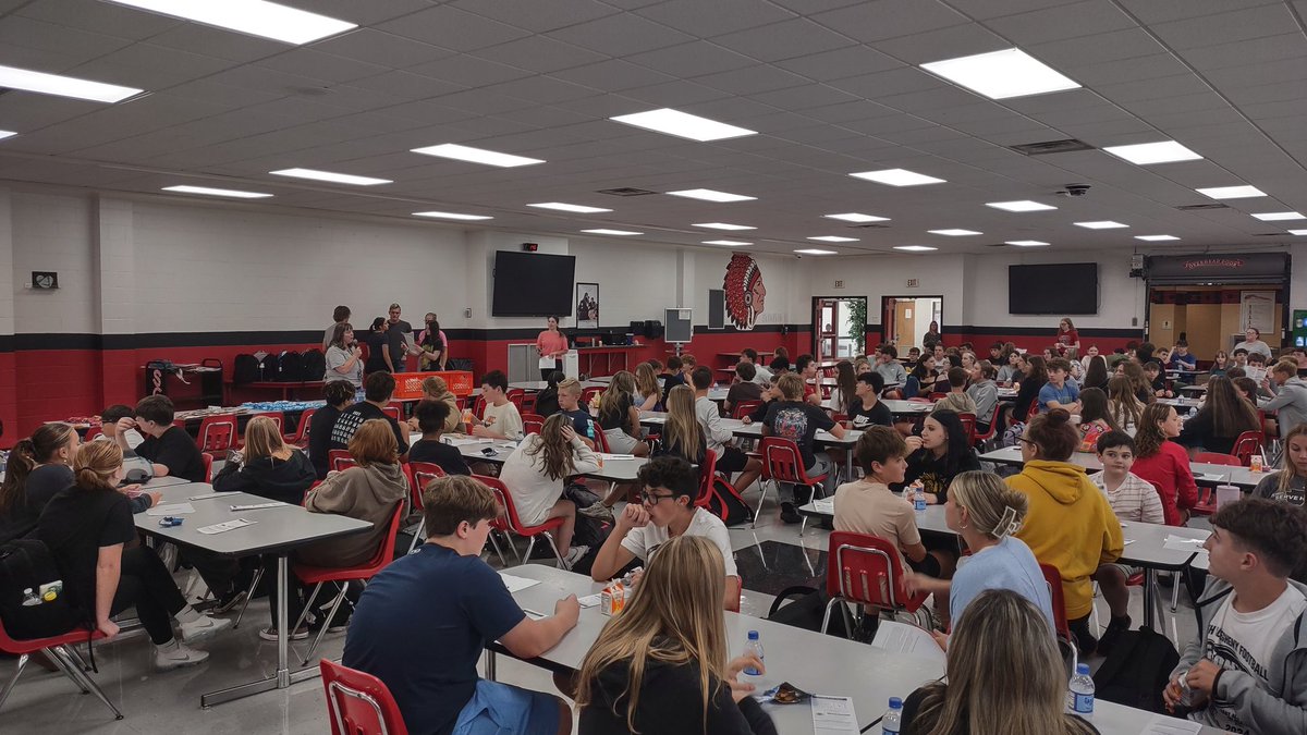 Thank you to Dr. Spiegel and the SGA for coordinating today's Freshmen Refresher. It was a great chance for our Class of 2028 to learn how to get involved here at EF!