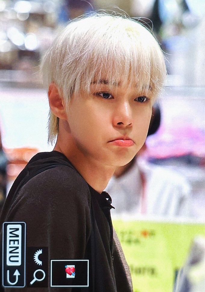 mildmungtae's tweet image. ทำไมมารับหนูช้า                     
                                                    ขอโทษค่ะคนดี รถมันติด