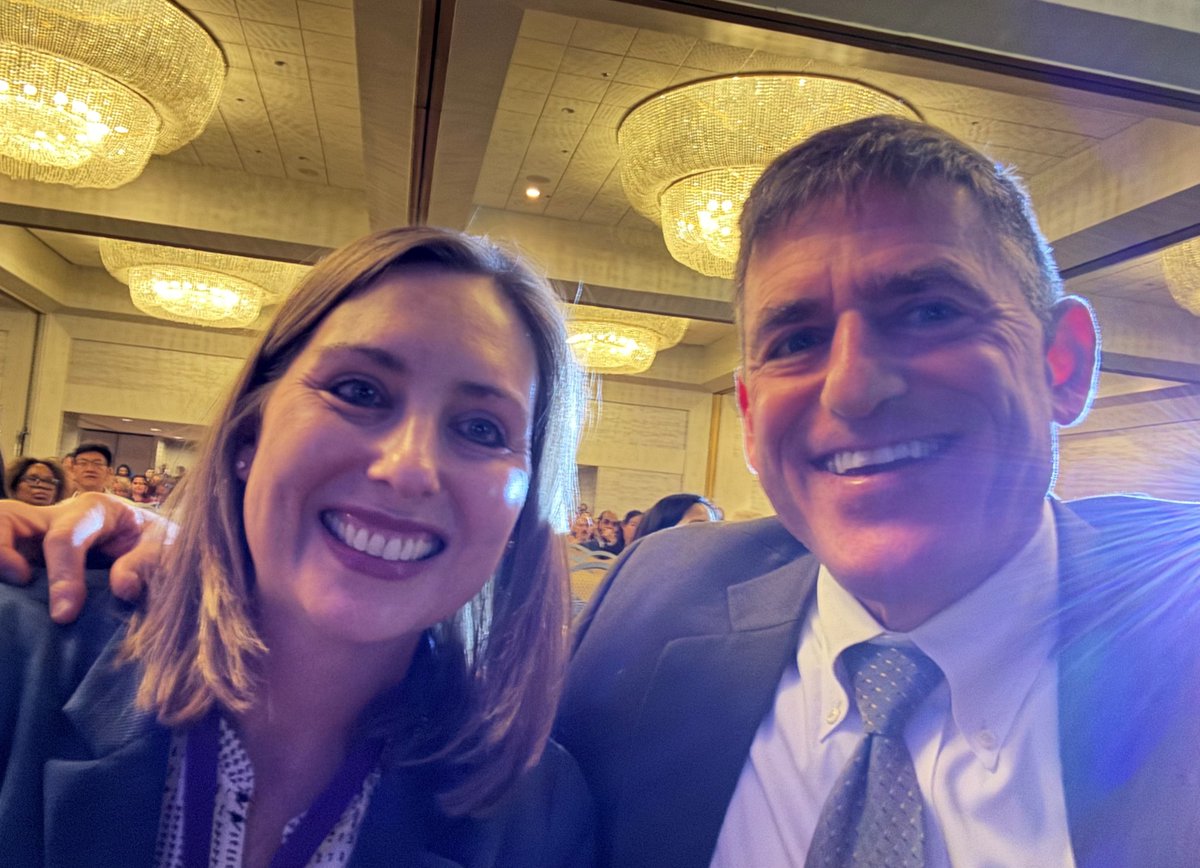 Had a great debate on #doxyPEP with Dr. Colleen Kelley at #STIConf24! <a href="/ASTDA1/">American Sexually Transmitted Diseases Association</a> <a href="/CDCSTD/">CDC STD</a> #STIConf2024
