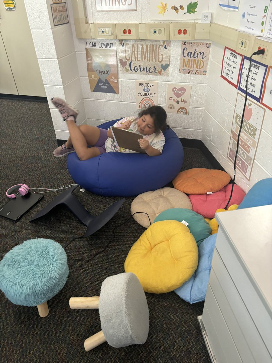 Writers hard at work using drawings to make others guess who their worker is! #togetherwecan #d59learns