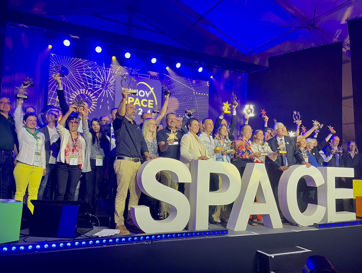 ✨ Remise des prix #InnovSpace 2024 ! ✨
Cette année a marqué un record d'innovations récompensées, mettant en lumière la créativité et l'engagement des entreprises du secteur.
Bravo aux lauréats qui façonnent l’agriculture de demain ! 👏🌍🚜
#Innovation #Agriculture #SPACE2024