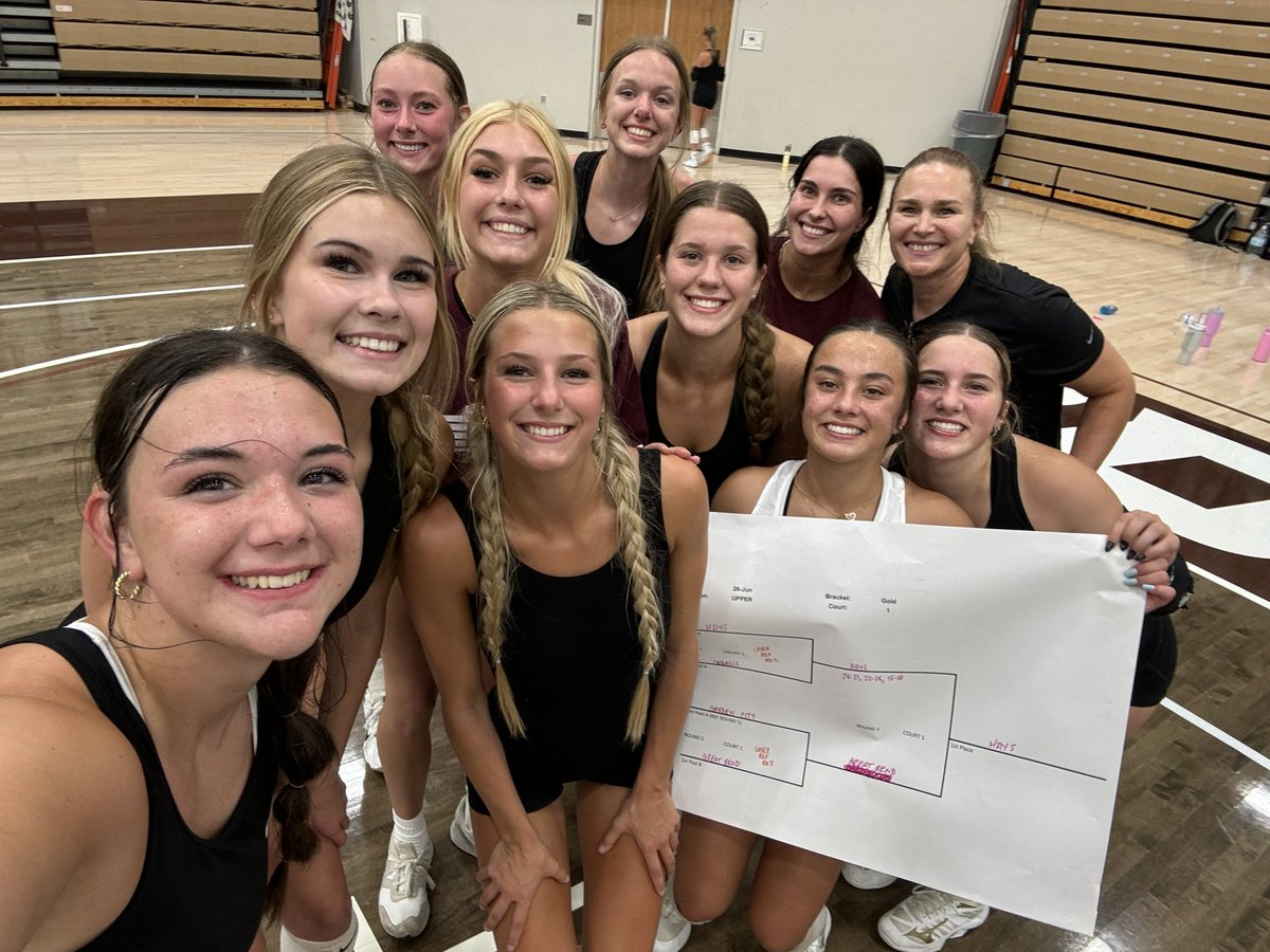 hayshighvb's tweet image. It’s game day for your Indian volleyball team in Manhattan. The team will face Manhattan at 4p and then a big WAC game at 5p vs Great Bend.