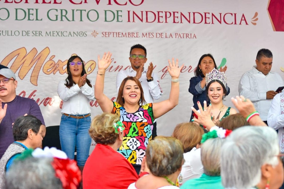 estatal_el's tweet photo. Berenice Hernández conmemoró el 214 aniversario de la Independencia con un colorido desfile cívico-deportivo en Tláhuac. El evento se llevó a cabo en un ambiente festivo y patriótico, con diversas actividades. https://t.co/B1Sex5pXTg