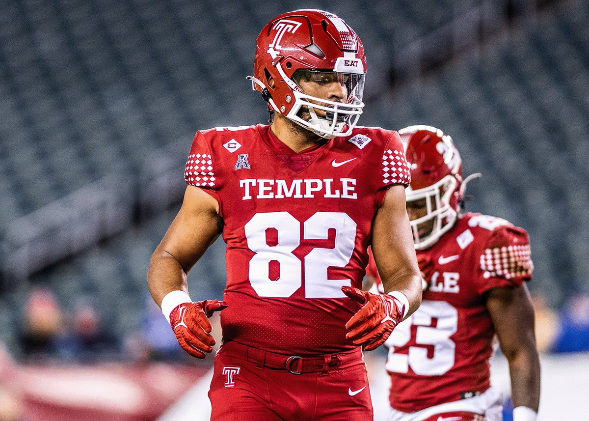 Blessed to receive an offer from Temple University! 🔴⚪️ #GoOwls🦉 
<a href="/Coach_Scott31/">Chris Scott, Jr</a> <a href="/Temple_FB/">Temple Football</a> <a href="/SJRCoachAug/">Augie Hoffmann</a> <a href="/SJRFB/">SJR Football</a> <a href="/PUMP_scp/">pump_SCP</a> 
@RivalsFriedman <a href="/BrianDohn247/">BrianDohn247</a>