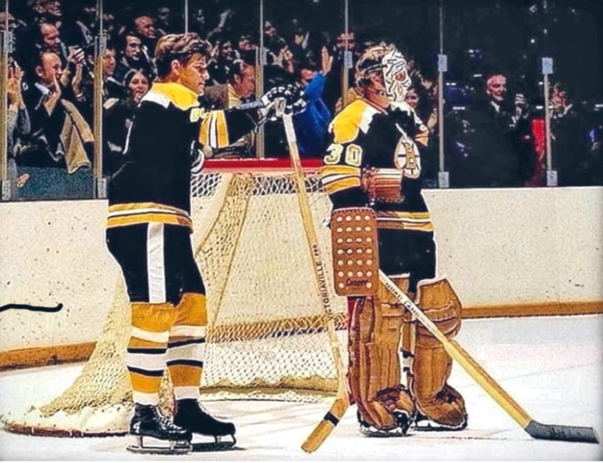 oldhockeycards's tweet image. Hockey used to look so cool..