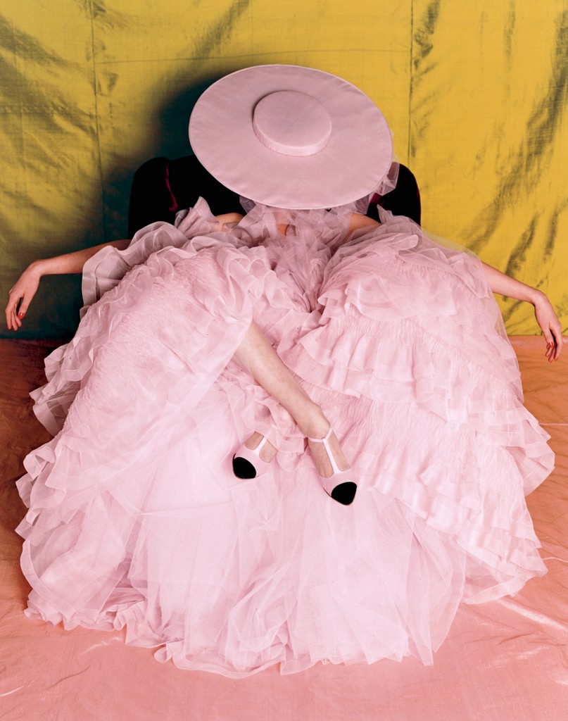 Bruce Weber⁠
"Shalom Harlow in Chanel, Paris, 1995"⁠
- ⁠
© Bruce Weber, courtesy of Fahey/Klein Gallery, Los Angeles⁠
#faheykleingallery #bruceweber #shalomharlow #chanel⁠