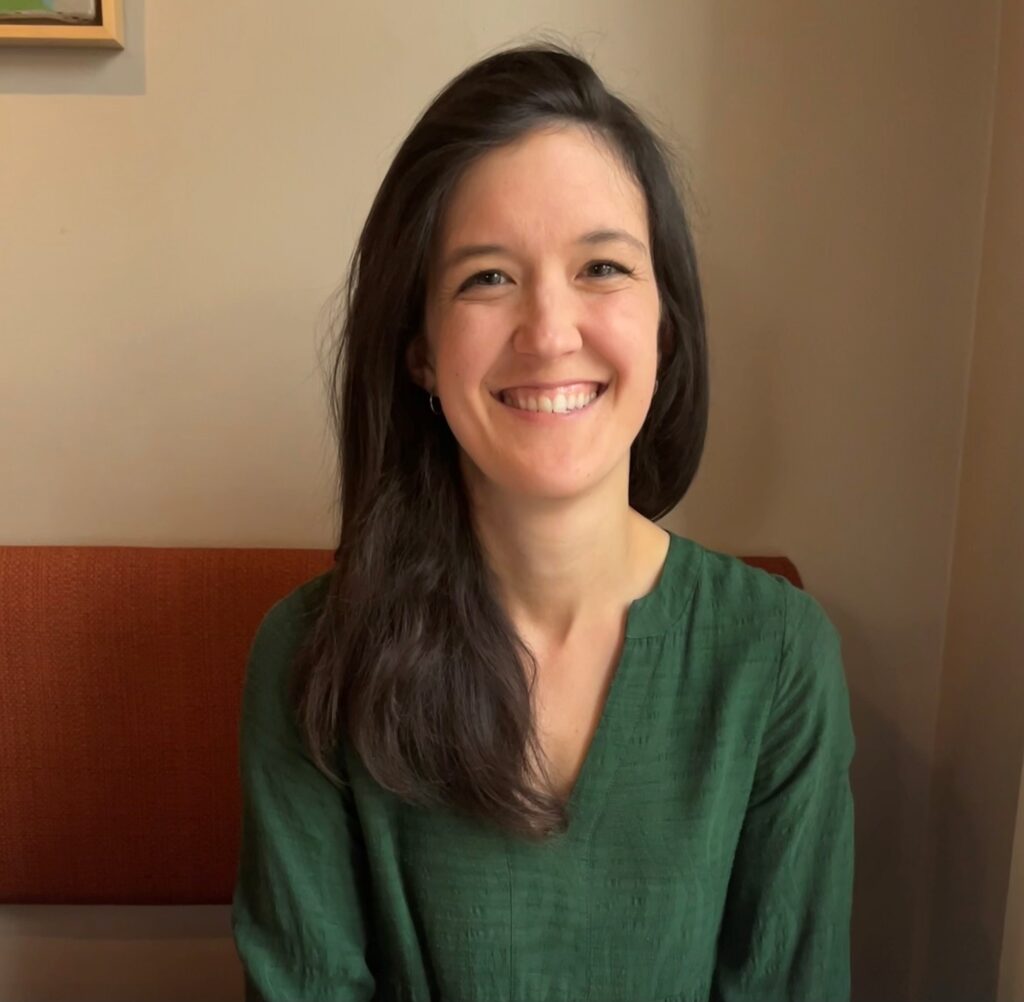 Clemson EEES (@clemsoneees) on Twitter photo EEES is super happy to share that this year’s recipient of the CECAS Junior Faculty Award for Excellence in Teaching is EEES faculty member, Dr. Emily Scribner.
blogs.clemson.edu/environmental-…
<a href="/ClemsonUniv/">Clemson University</a> <a href="/ClemsonCECAS/">Clemson Engineering, Computing & Applied Sciences</a> EEES is super happy to share that this year’s recipient of the CECAS Junior Faculty Award for Excellence in Teaching is EEES faculty member, Dr. Emily Scribner.
blogs.clemson.edu/environmental-…
<a href="/ClemsonUniv/">Clemson University</a> <a href="/ClemsonCECAS/">Clemson Engineering, Computing & Applied Sciences</a>