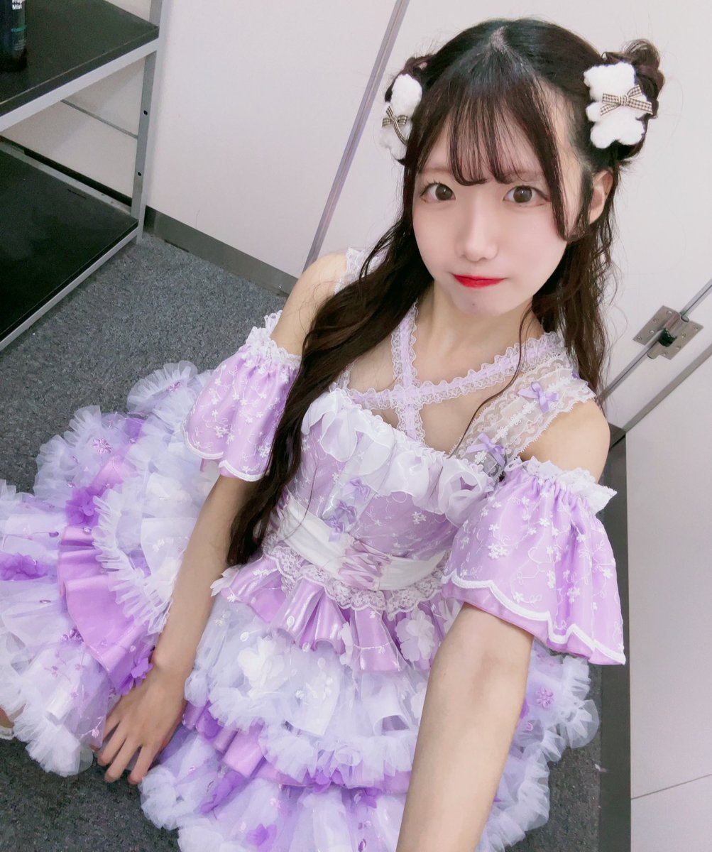 おはこと〜💜
主催ライブの余韻からまだ抜けれてない、、☺️

そんな今日は17:00-21:00でルイーズにいます！
主催の準備でずっと入れてなかったから久々でたのしみ💓
ご予約は締め切ってますがご予約なしでも入れるんじゃないかなと思います、、！
主催ライブおつかれ！で会いにきてほしいなっ🧸