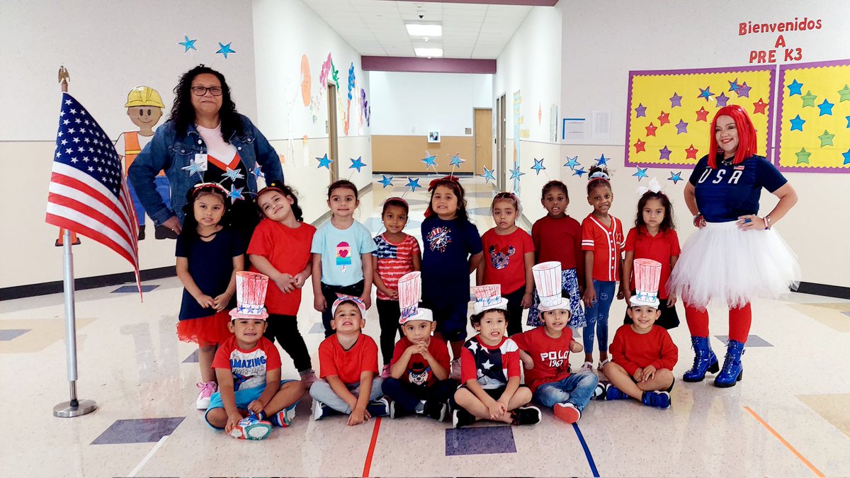 scedillo78's tweet image. Just like the title of the book we read, we are so proud! So proud of our country! Happy Constitution Day! @Griggs_AISD @AldineISD @Primary_AISD @drgoffney @Claudia86112408 #AldineImpact #ConstitutionDay #prekfun