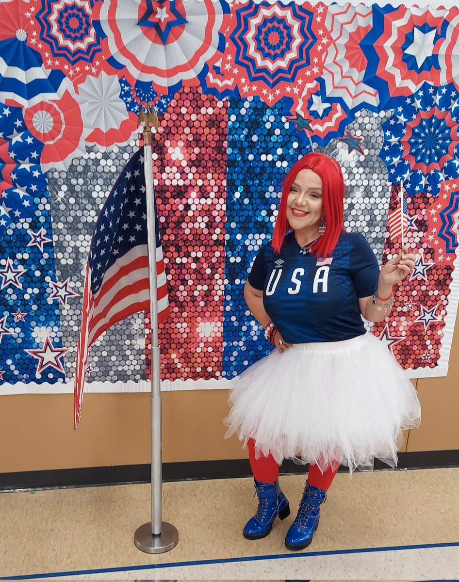 scedillo78's tweet image. Just like the title of the book we read, we are so proud! So proud of our country! Happy Constitution Day! @Griggs_AISD @AldineISD @Primary_AISD @drgoffney @Claudia86112408 #AldineImpact #ConstitutionDay #prekfun