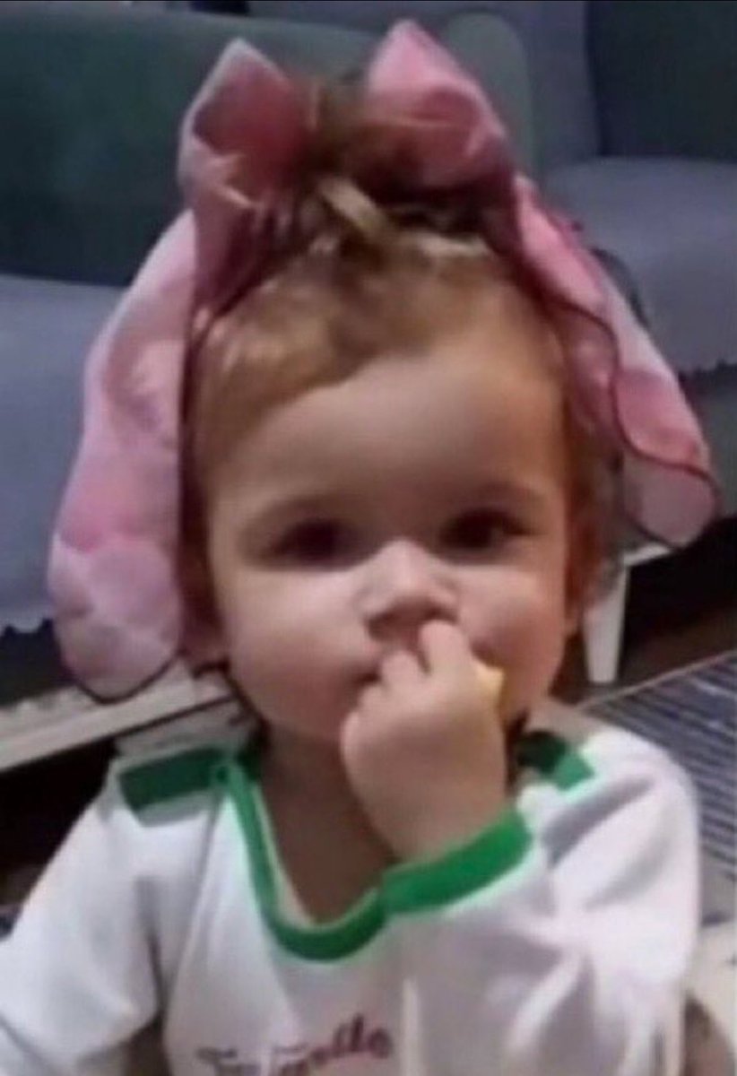 🩸Bu masum yavruya tecavüz eden, darp eden, bunları görmezden gelen anası, komşusu, anasının kocası her kim varsa en ağır cezayı çekmeliler‼️

#tecavüzehadımyasası 
#sıla