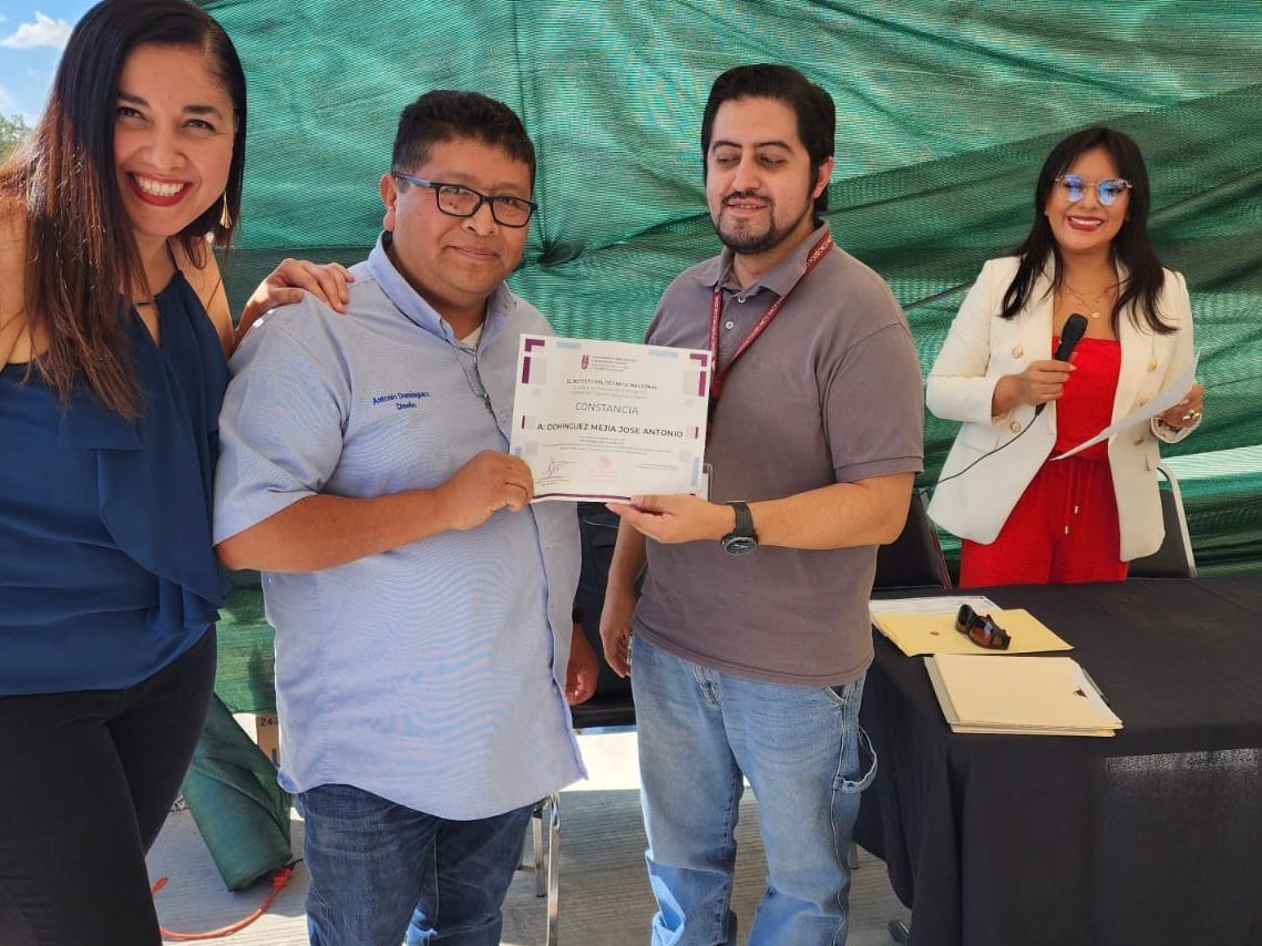 CIITA_Chih_IPN's tweet image. ¡Felicidades al equipo de RH Maquinados de Precisión! Entregamos las constancias del curso #AutodeskInventor, fortaleciendo sus competencias para alcanzar sus objetivos de certificación. ¡Sigamos colaborando para un futuro lleno de logros y éxitos!
#CIITA #IPN #FormaciónContinua